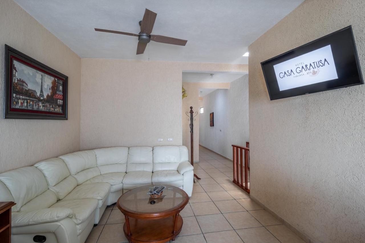 Hotel Casa Garatusa Yuriria Eksteriør billede