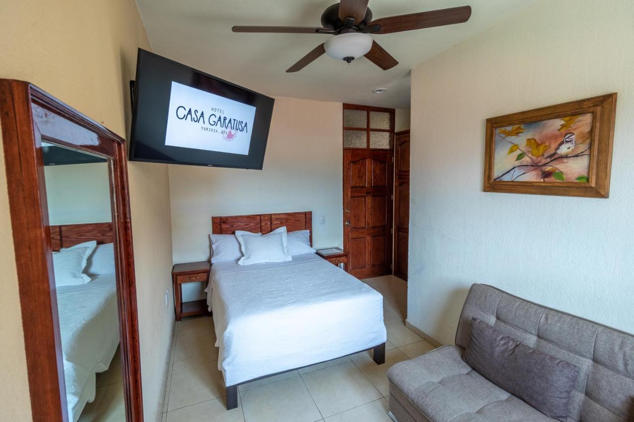 Hotel Casa Garatusa Yuriria Eksteriør billede