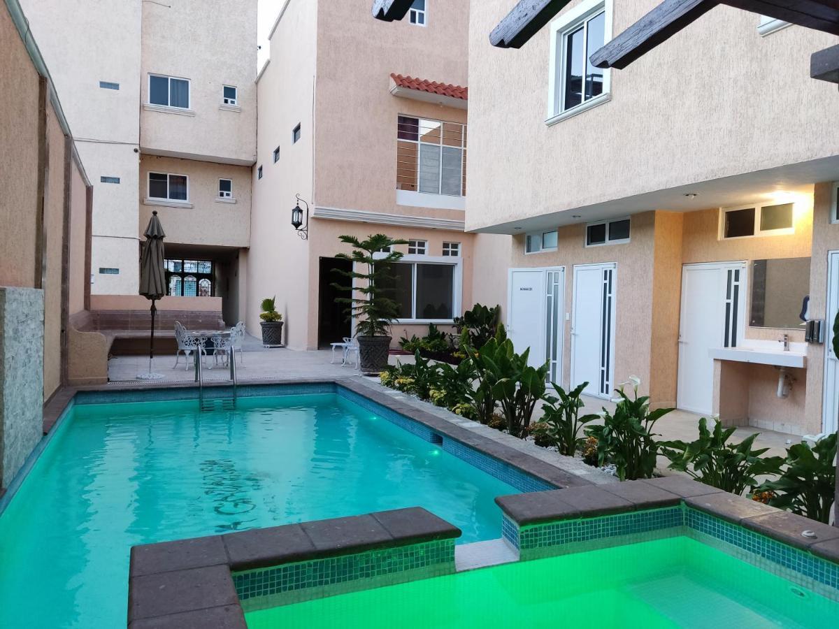 Hotel Casa Garatusa Yuriria Eksteriør billede