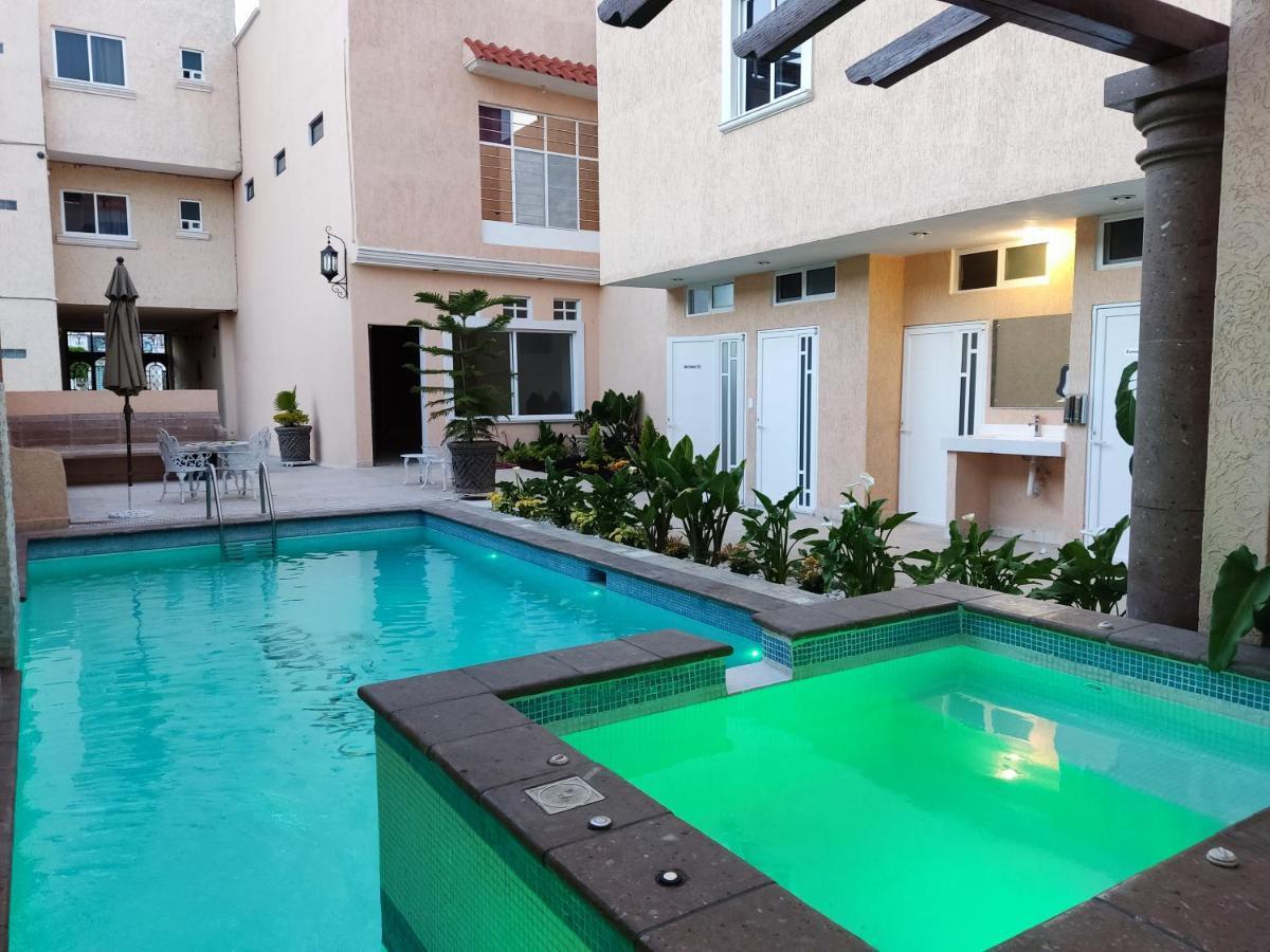 Hotel Casa Garatusa Yuriria Eksteriør billede